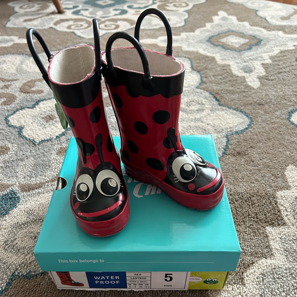 Toddler girl rain boots, jacket and umbrella